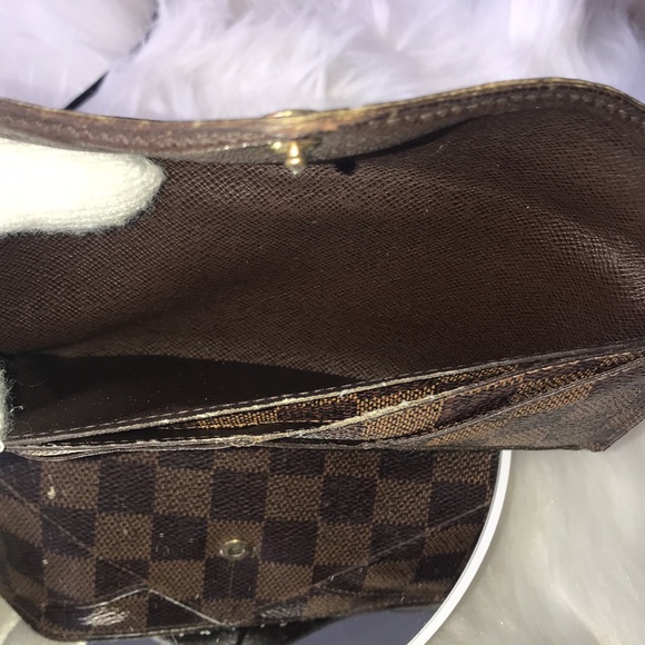 AUTHENTIC “RARE” VINTAGE DOUBLE SNAP DAMIER WALLET - Picture 3 of 16